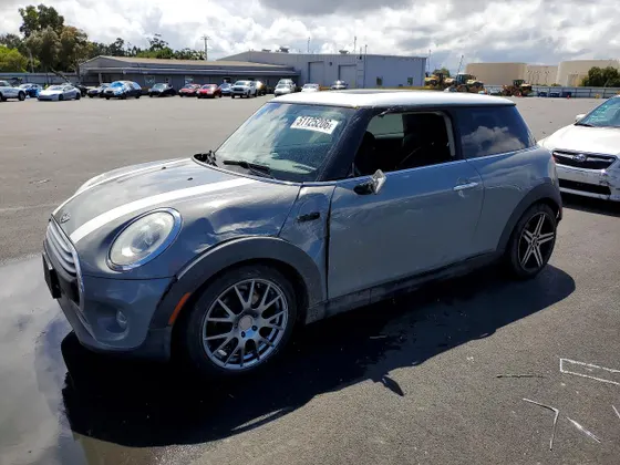 2014 MINI Cooper Hardtop COOPER
