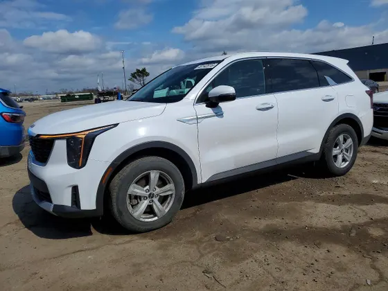 2025 Kia Sorento LX