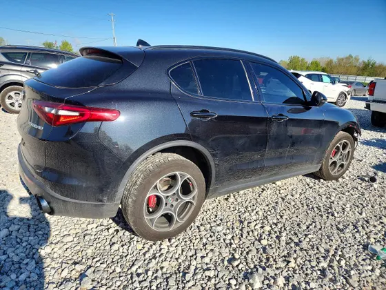 2019 Alfa Romeo Stelvio
