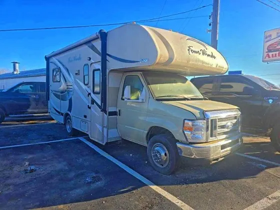 2016 Ford Econoline Commercial Cutaway ECONOLINE