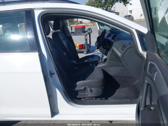 2015 Volkswagen Golf SportWagen TSI S