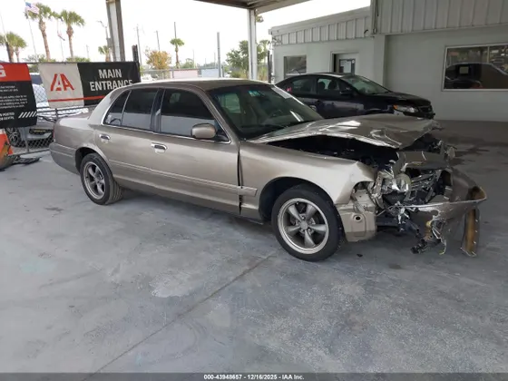 2002 Ford Crown Victoria LX