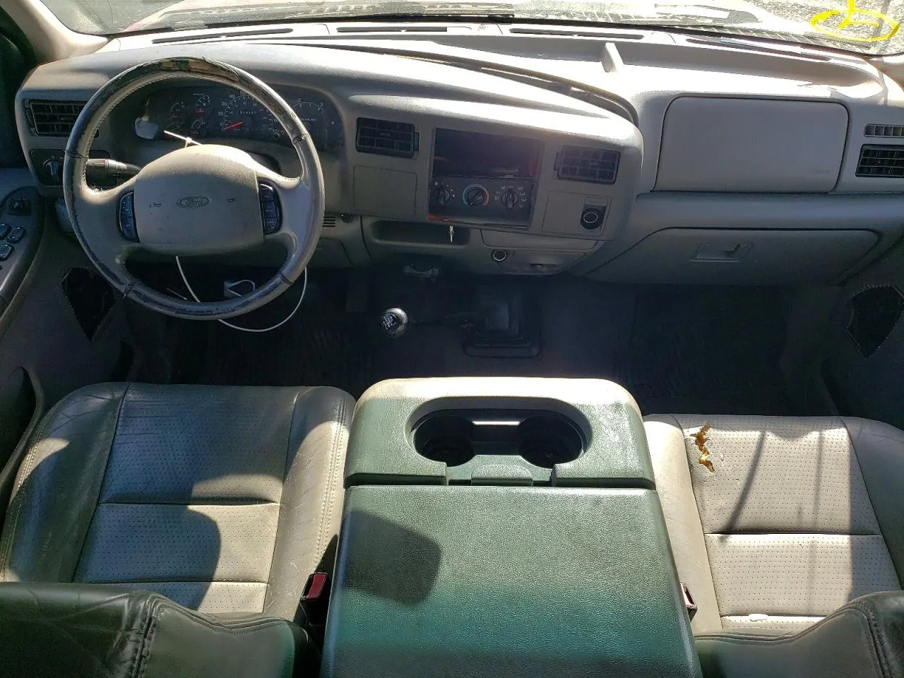 2001 Ford Super Duty F-350 DRW XL
