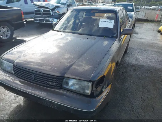 1989 Toyota CRESSIDA LUXURY