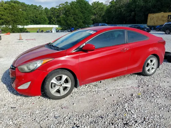 2013 Hyundai Elantra Coupe GS