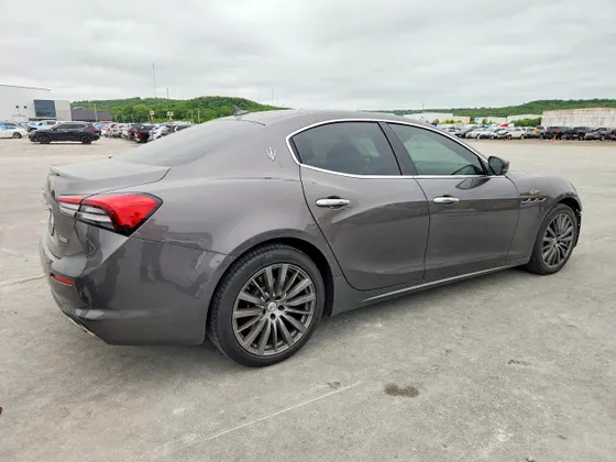 2022 Maserati Ghibli