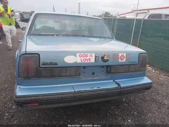 1991 Oldsmobile Delta 88 ROYALE