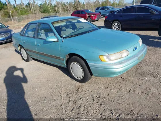 1995 Ford Taurus GL