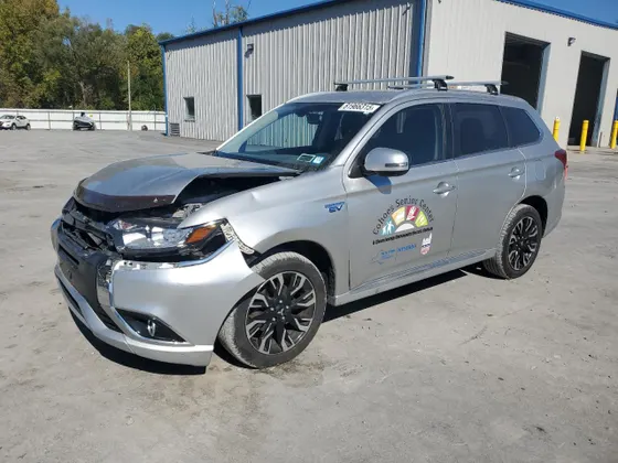 2018 Mitsubishi Outlander PHEV SEL