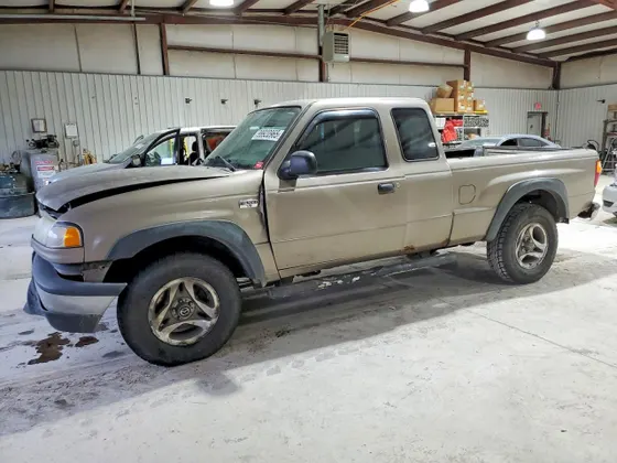 2004 Mazda B-Series 4WD Truck SE
