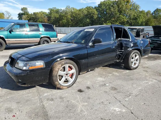 2003 Mercury Marauder