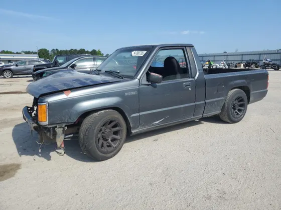 1995 Mitsubishi Pickups MIGHTY MAX