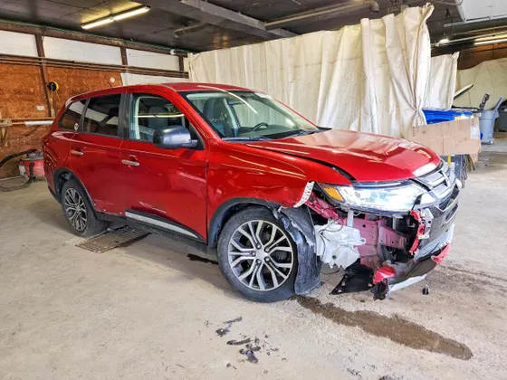 2016 Mitsubishi Outlander SE