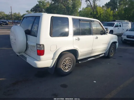 2000 Isuzu Trooper S