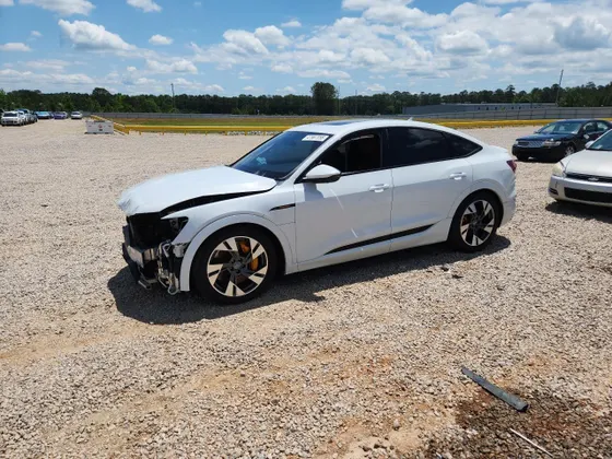 2022 Audi e-tron Sportback S line Premium Plus
