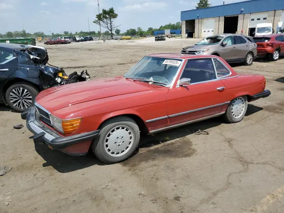 1975 Mercedes-Benz SL 560 SL