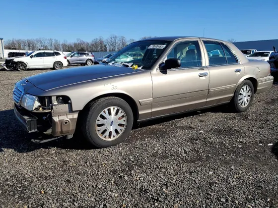 2005 Ford Crown Victoria LX