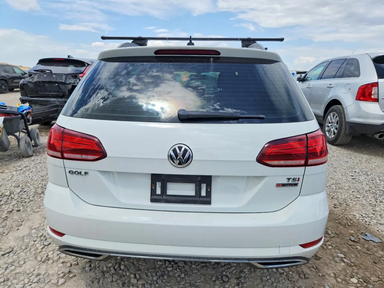 2018 Volkswagen Golf SportWagen S