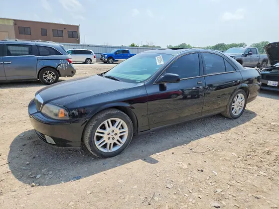 2004 Lincoln LS w/Sport Pkg