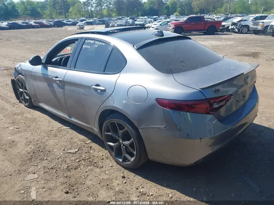 2019 Alfa Romeo Giulia AWD
