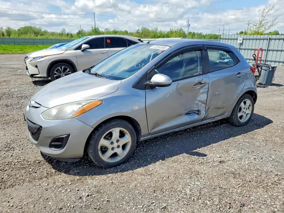 2014 Mazda Mazda2 Sport