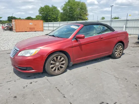 2011 Chrysler 200 Touring