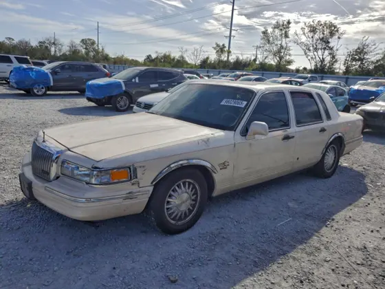 1996 Lincoln Town Car Cartier