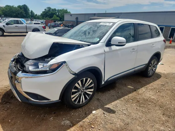 2019 Mitsubishi Outlander ES