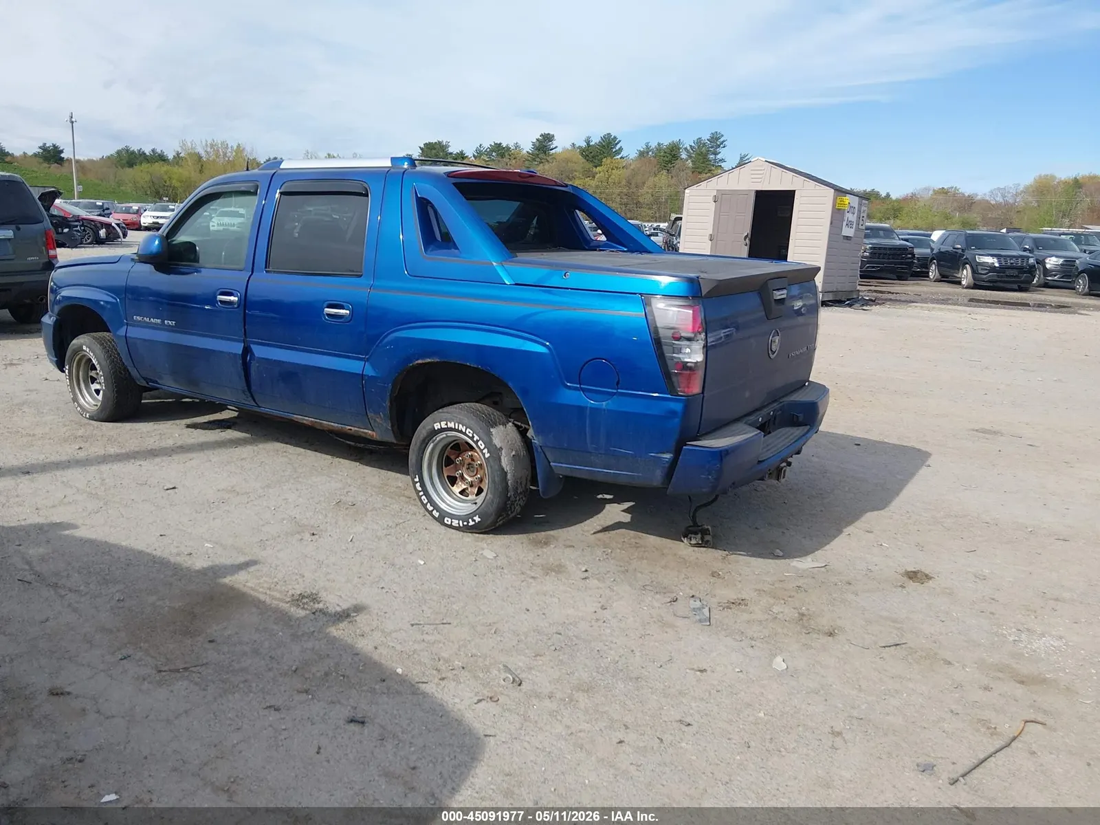 2003 Cadillac Escalade EXT STANDARD