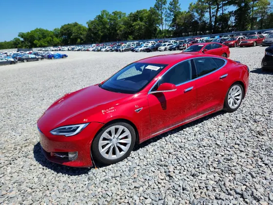 2016 Tesla Model S 90D