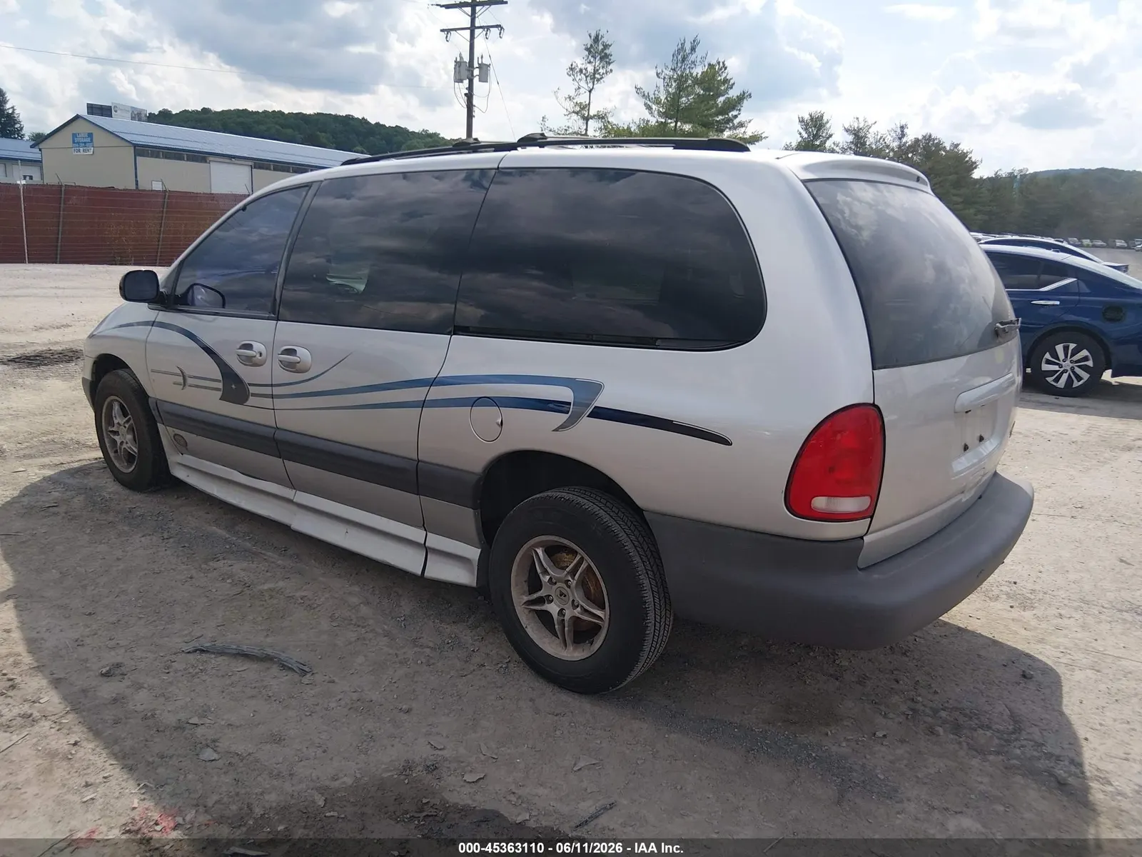 2000 Plymouth GRAND VOYAGER SE