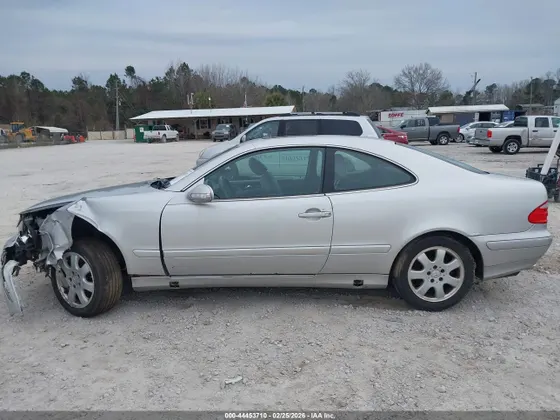 2000 Mercedes-Benz CLK-Class