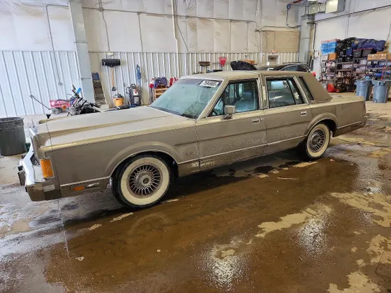 1989 Lincoln Town Car CARTIER