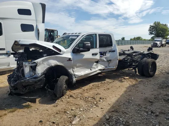 2023 Ram 3500 Tradesman