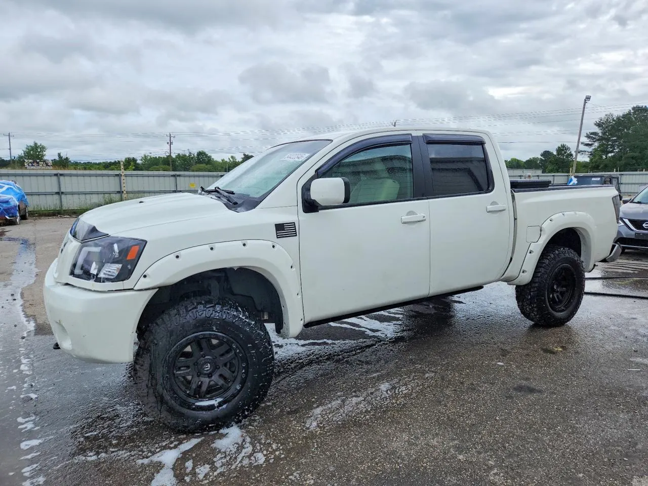 2012 Nissan Titan SL