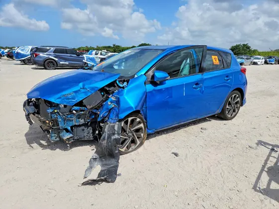 2016 Scion iM