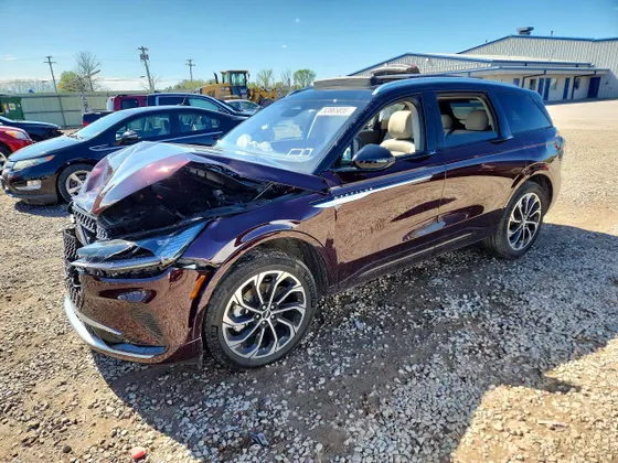 2025 Lincoln Nautilus Reserve