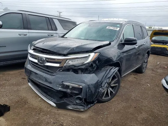 2021 Honda Pilot Touring 7-Passenger