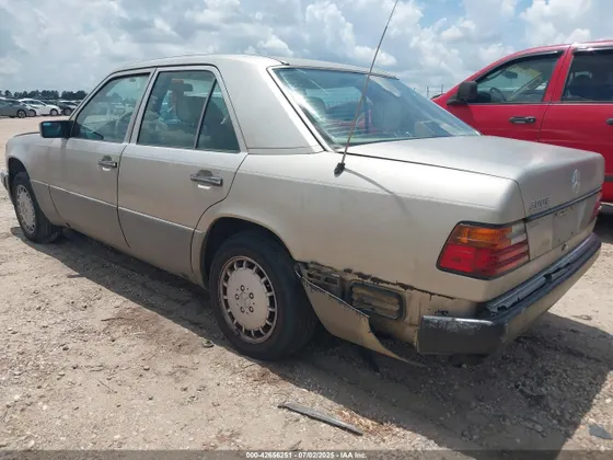 1992 Mercedes-Benz 300 Series 300E