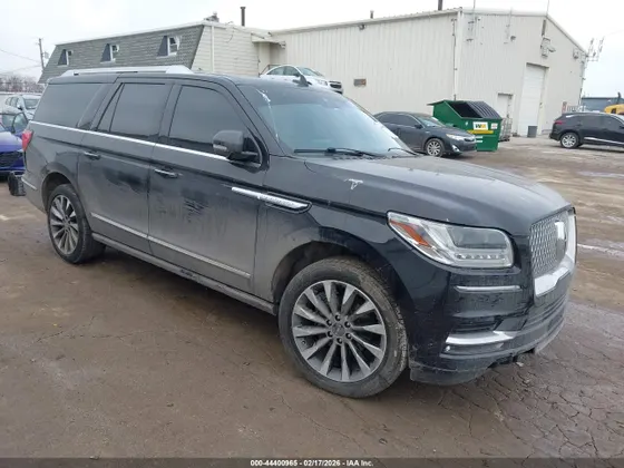 2021 Lincoln Navigator L Reserve