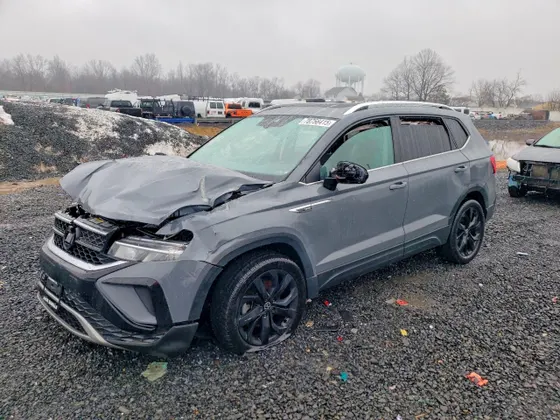 2022 Volkswagen Taos SE
