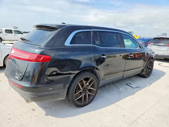 2015 Lincoln MKT