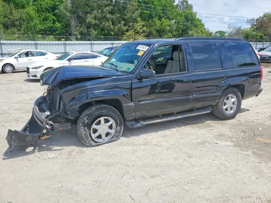 2000 Cadillac Escalade