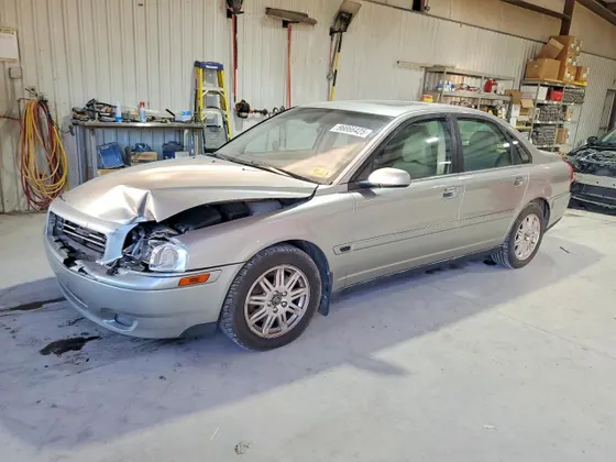 2005 Volvo S80 2.5T