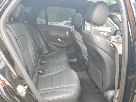 2021 Mercedes-Benz GLC GLC 300