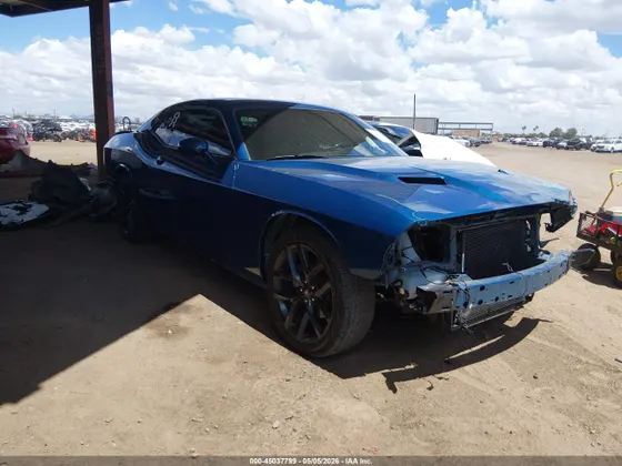 2022 Dodge Challenger SXT