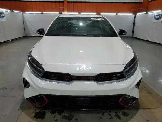 2023 Kia Forte5 GT