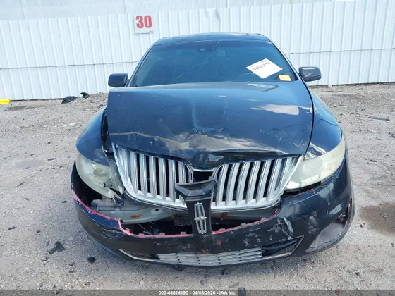 2010 Lincoln MKS