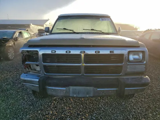 1992 Dodge D250 & W250 W200