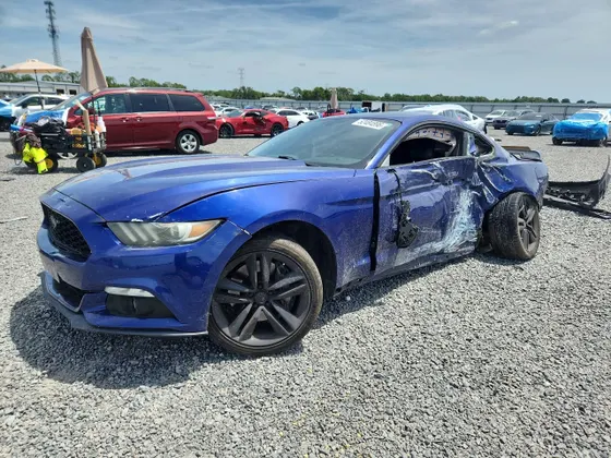 2015 Ford Mustang EcoBoost Premium
